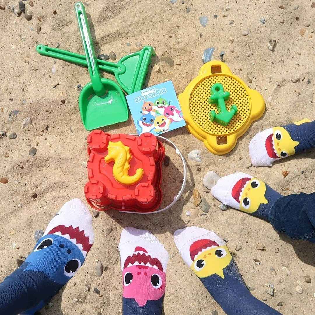 Daddy Shark Adult Socks