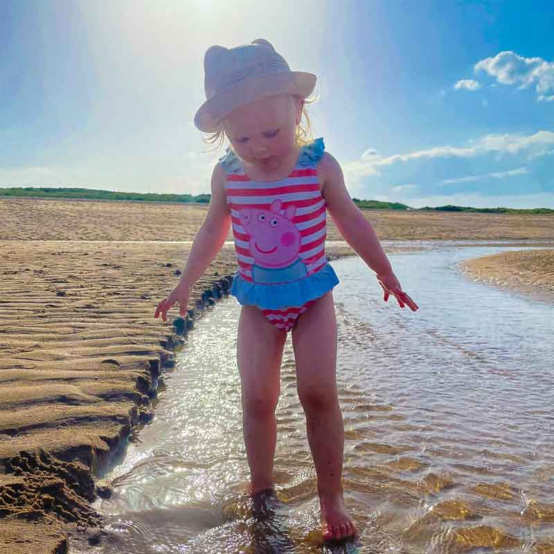 Peppa Pig Swimsuit Girl at the beach 